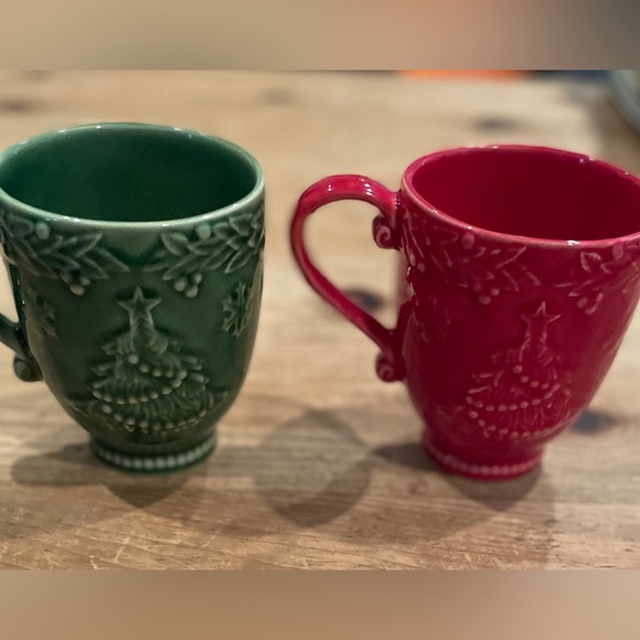 World Market Set of 2 Matching Holiday Mugs Red & Green Winter Holiday Christmas - Picture 7 of 7